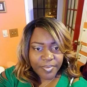 Meet your Posher, Latoya